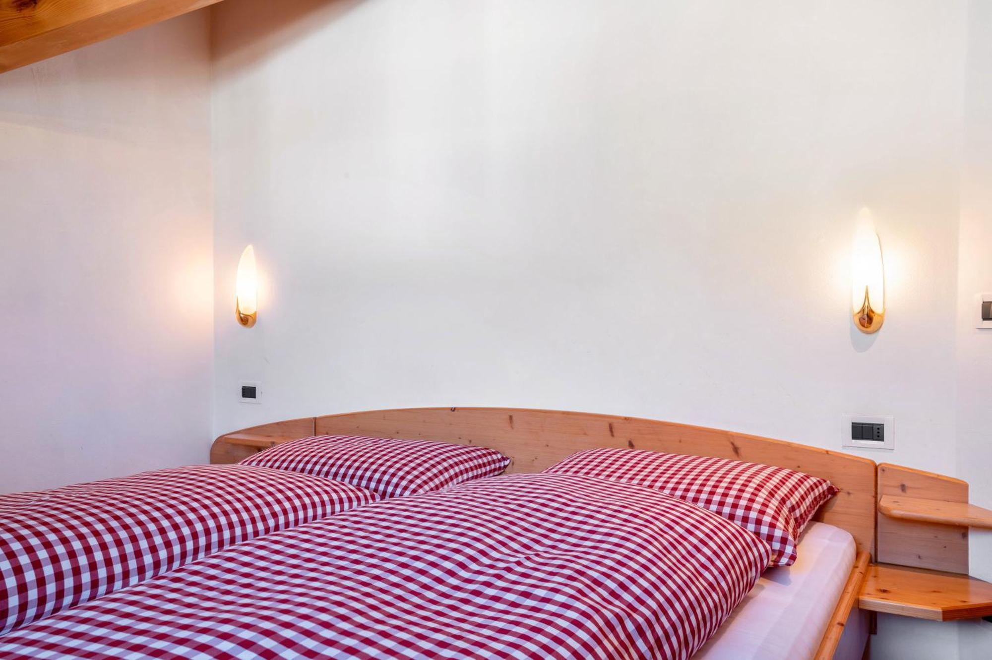 Apartments Campagnola باديا المظهر الخارجي الصورة